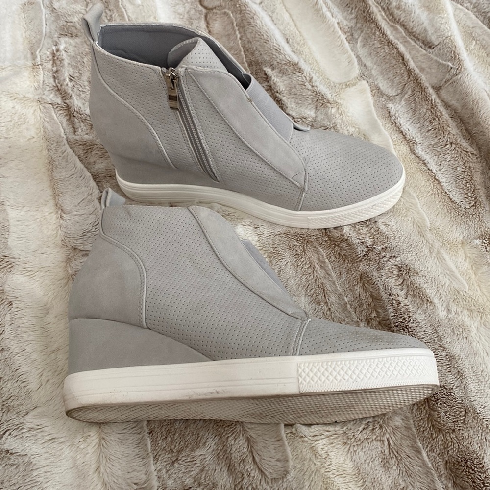 Platform sneakers!